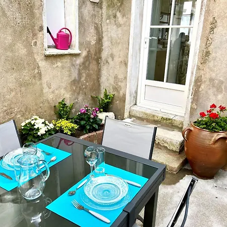 Apartmán Situe Au Coeur Des Belles Ruelles Sablaises - 5 Pers